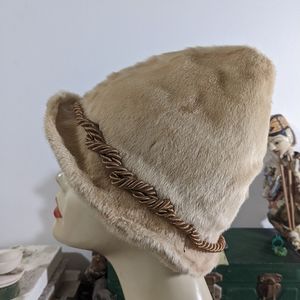 Vintage Aronowicz Fur Hat